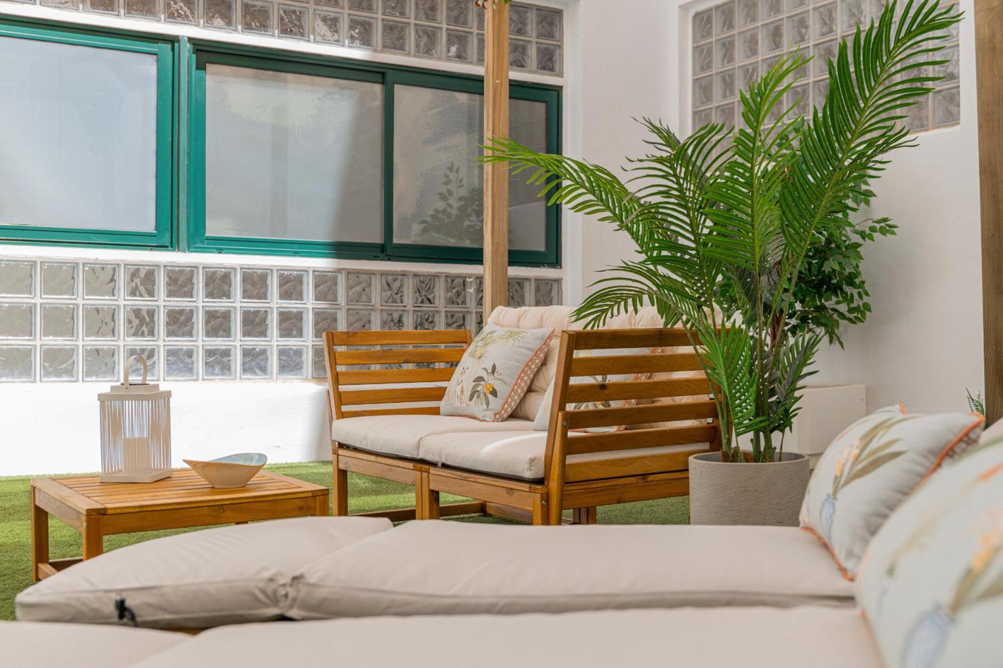 Apartamento C30 Deluxe Studio With Terrace Into Cathedral Square Málaga Exterior foto