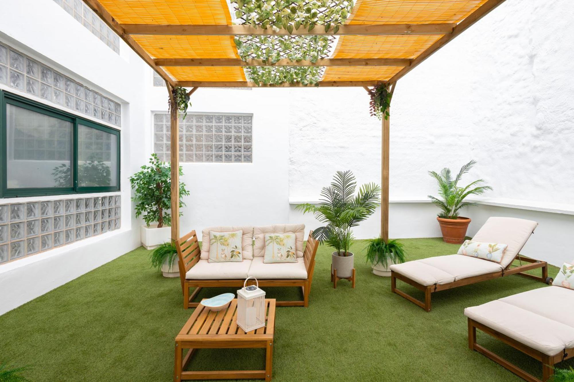 Apartamento C30 Deluxe Studio With Terrace Into Cathedral Square Málaga Exterior foto
