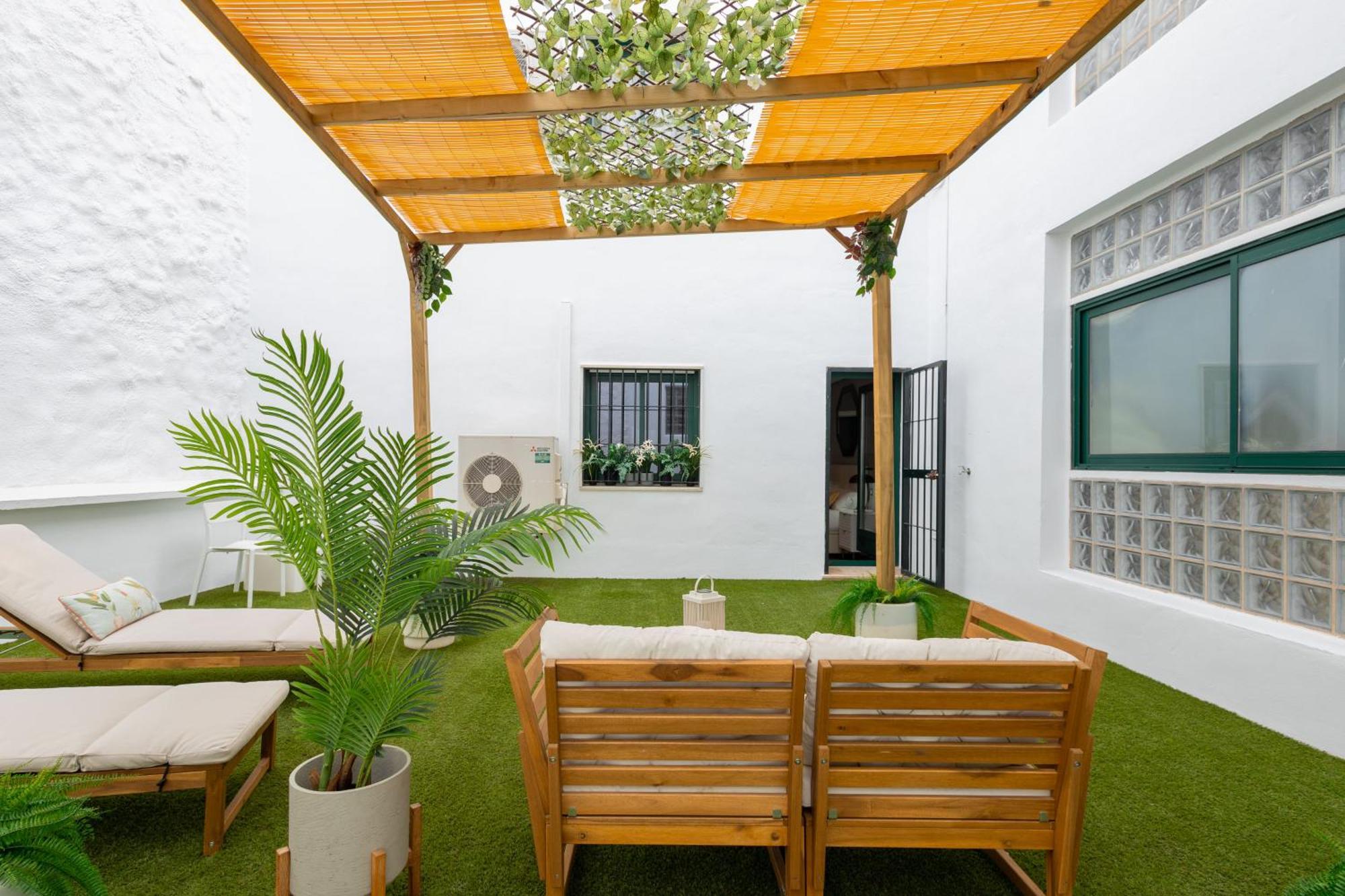 Apartamento C30 Deluxe Studio With Terrace Into Cathedral Square Málaga Exterior foto